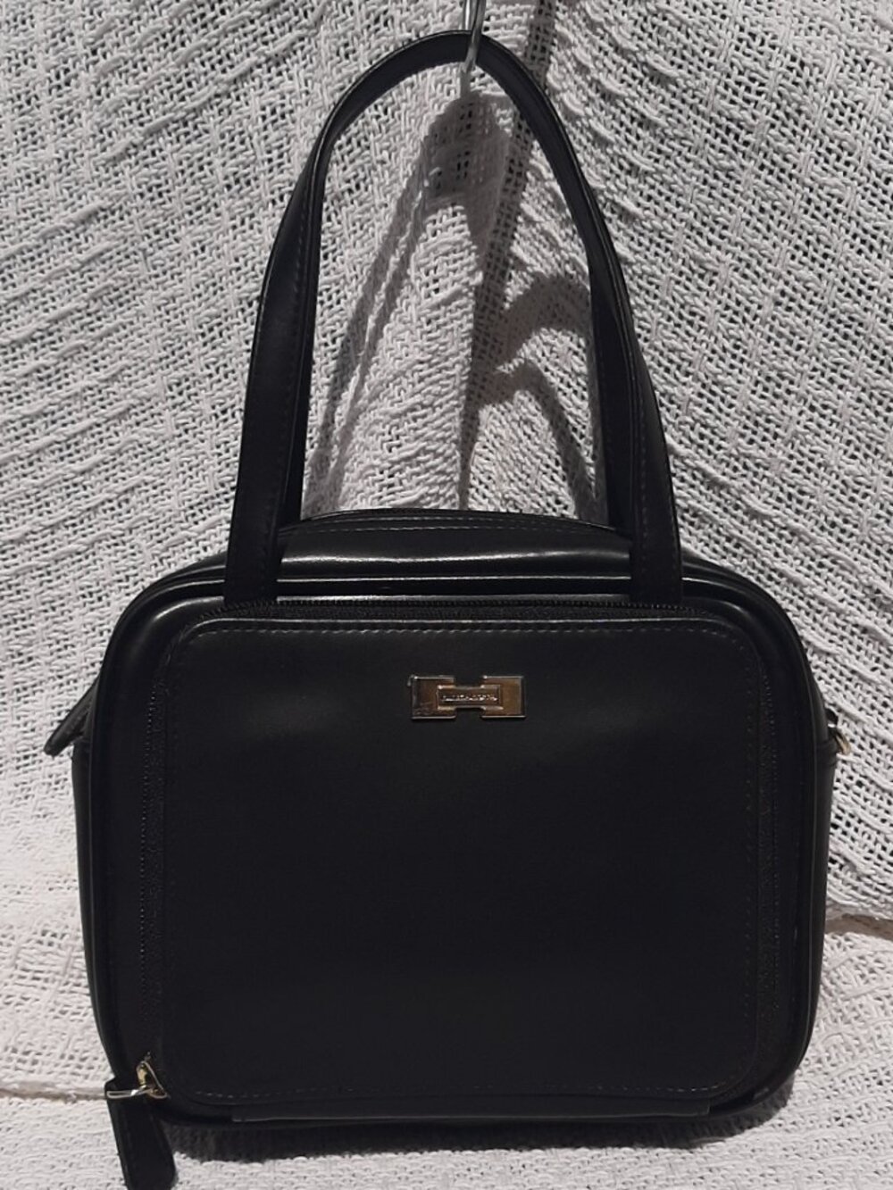 Liz Claiborne Black PVC Crossbody Hand Bag 8" x 6" x 2.5"